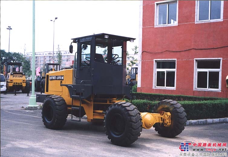 沈陽山河牽引車 整機(jī)圖集 (1)