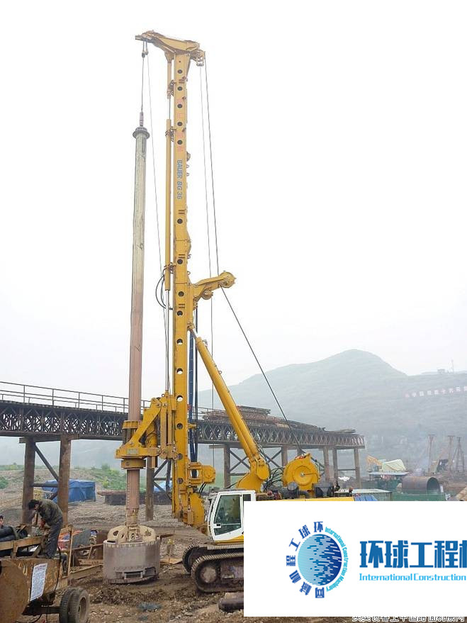 德國(guó)寶峨BG36旋挖鉆機(jī) 高清圖 (1)